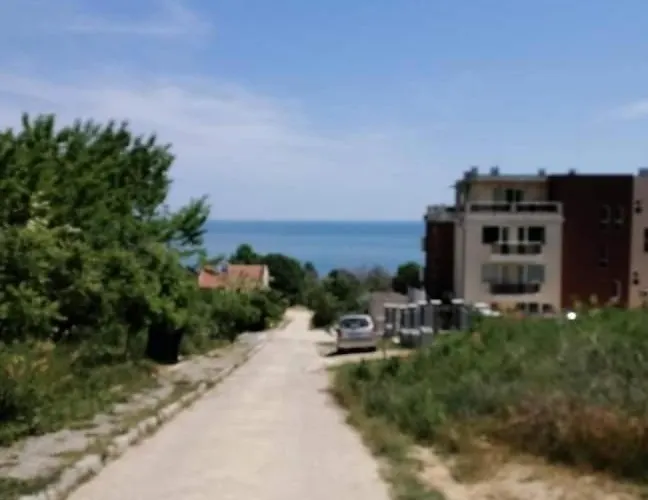 Byala-apartment-valmira Apartment