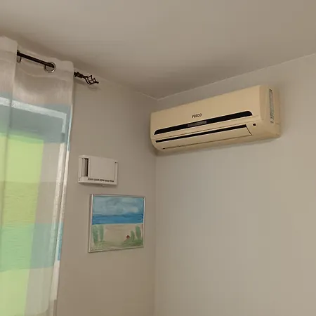 Byala-apartment-valmira アパート