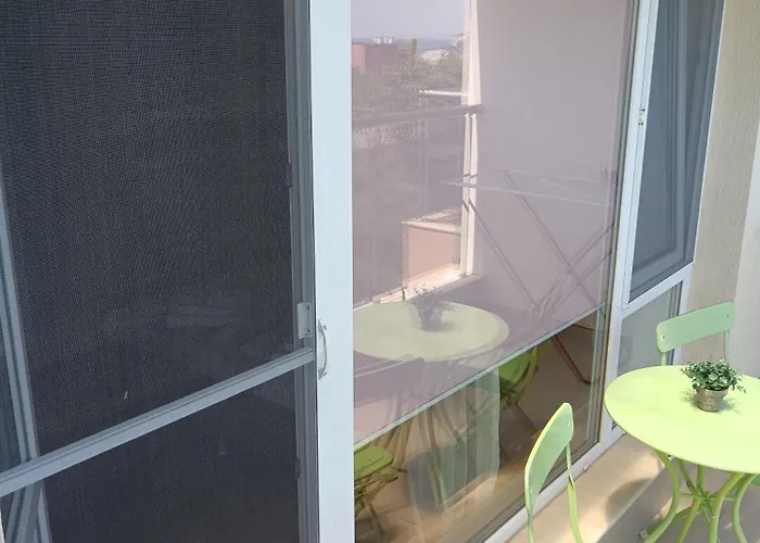 Byala-apartment-valmira